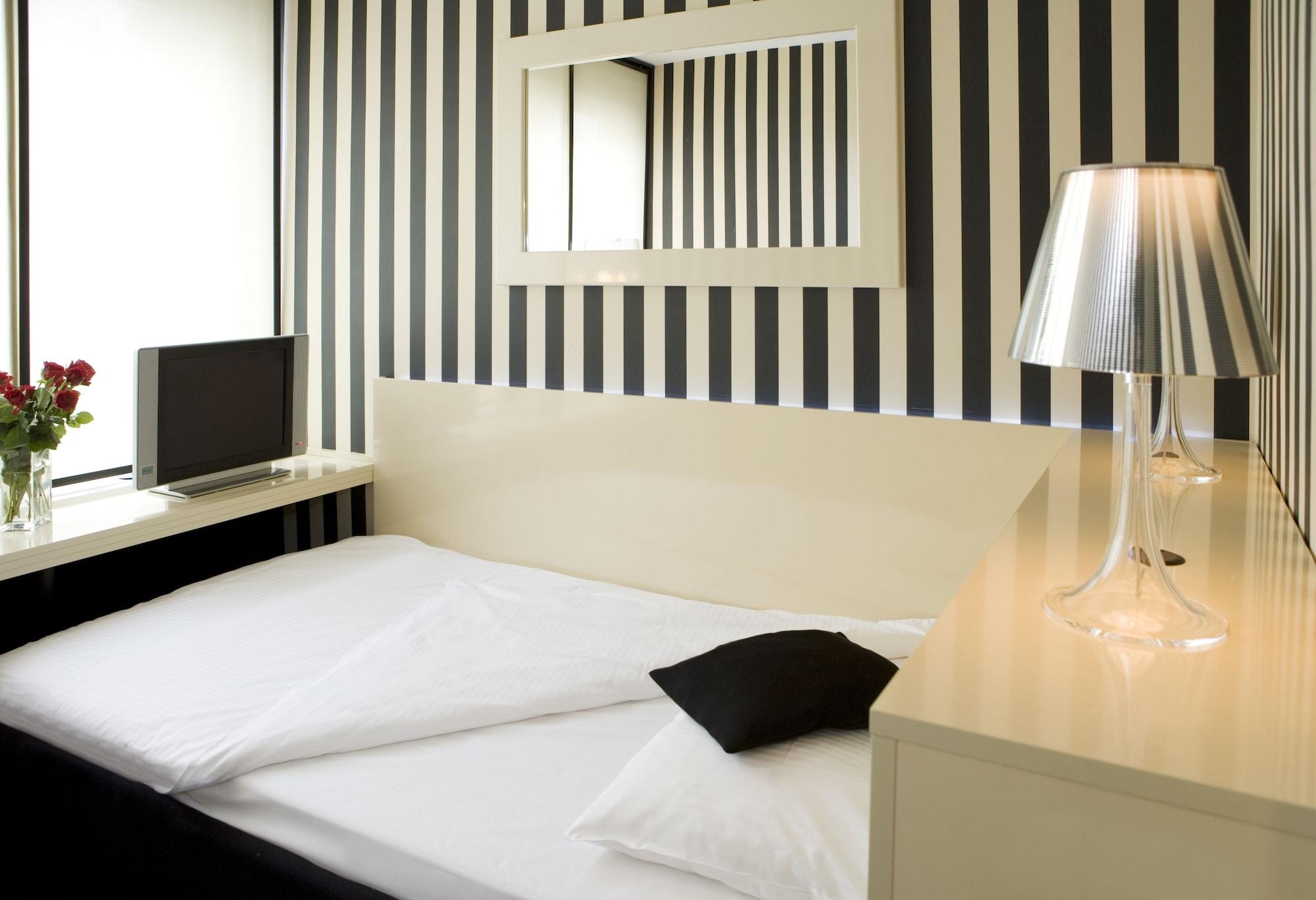 Relexa Hotel Bellevue An Der Alster Hamburg Ngoại thất bức ảnh