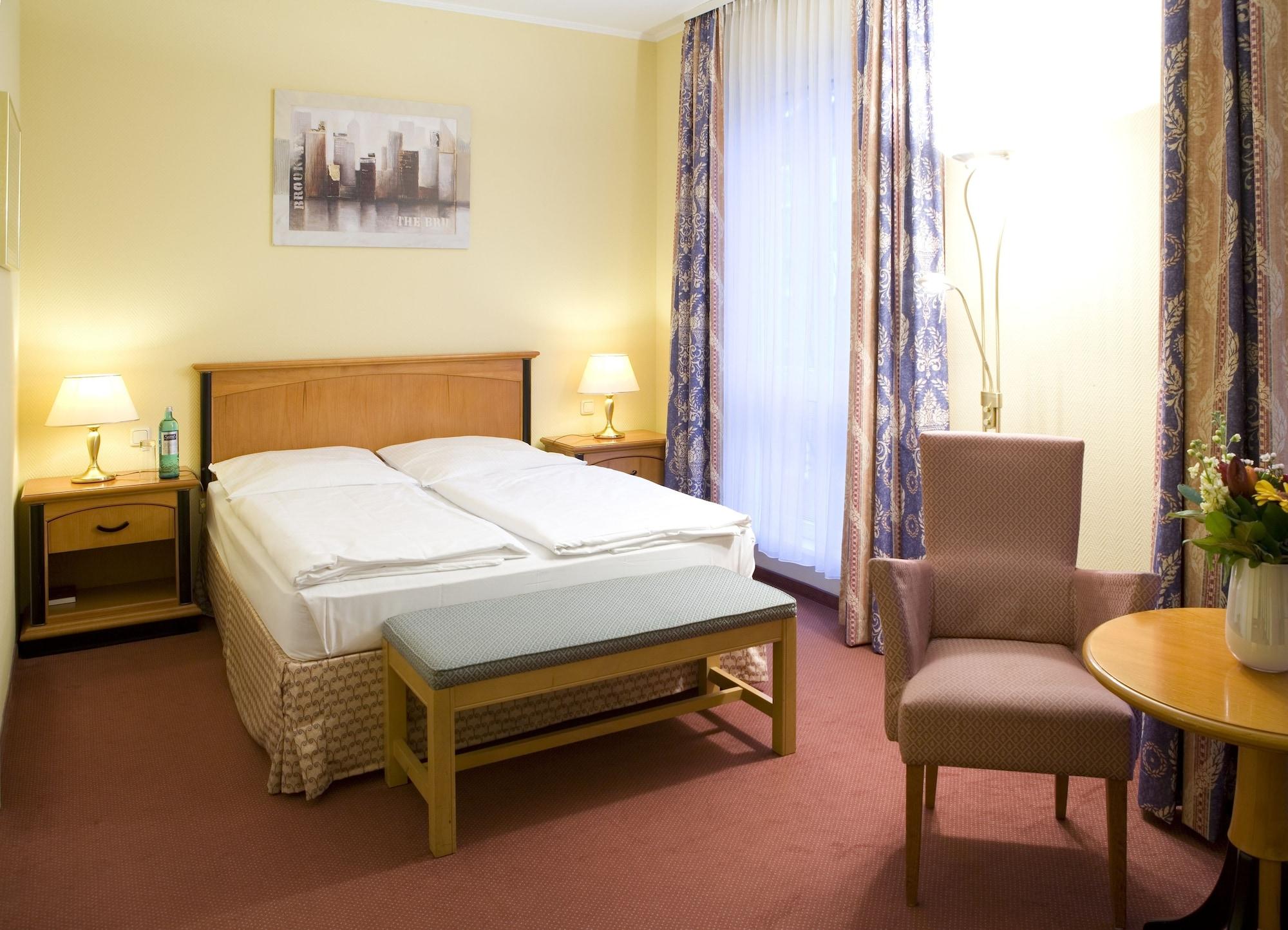 Relexa Hotel Bellevue An Der Alster Hamburg Ngoại thất bức ảnh