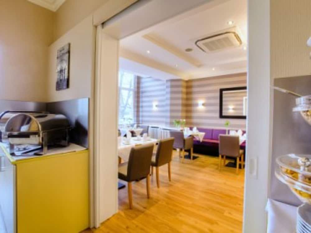 Relexa Hotel Bellevue An Der Alster Hamburg Ngoại thất bức ảnh