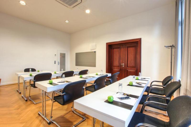 Relexa Hotel Bellevue An Der Alster Hamburg Ngoại thất bức ảnh